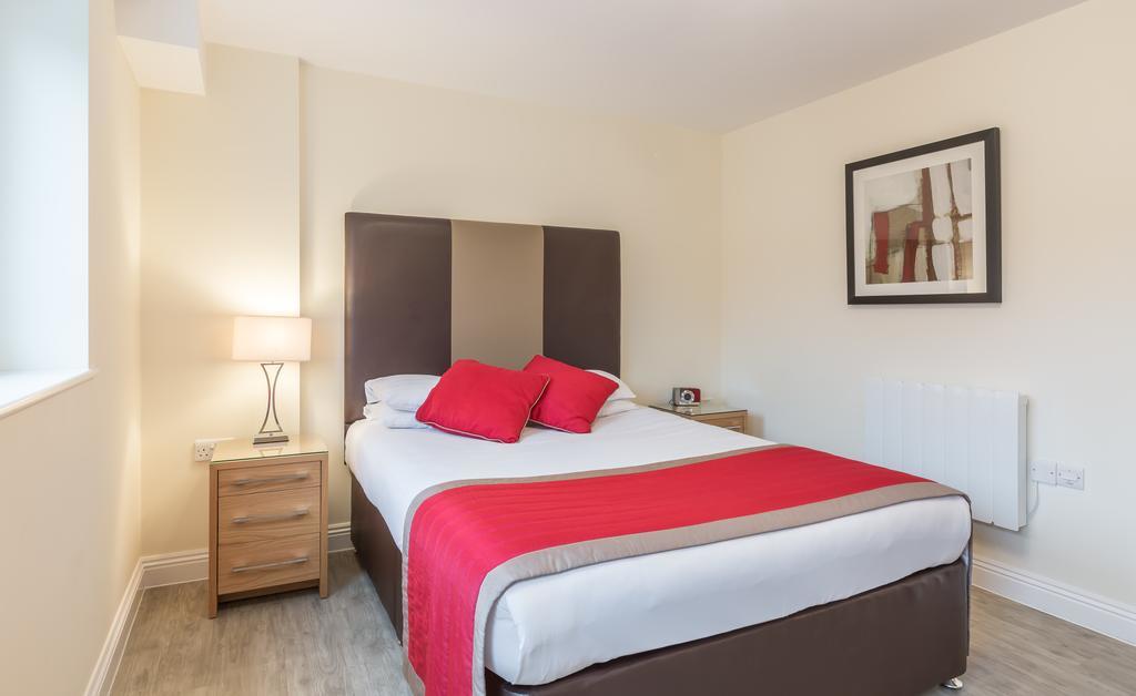 House Of Fisher - Central Point Basingstoke Pokoj fotografie